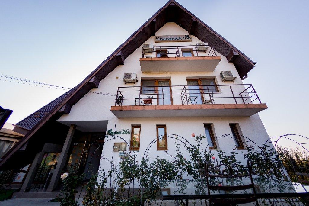 Shamrock Inn Iasi Exterior foto